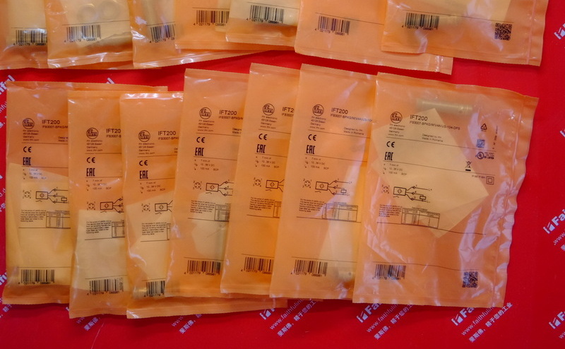 Ifm IFT200 IFM Inductive Proximity Switch IFB3007-BPKG/V4A/US-104