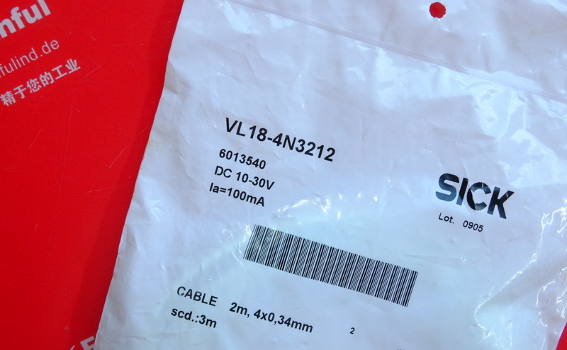 Sick VL18-4N3212 SICK New Photoelectric Sensor 6013540