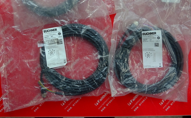 Euchner 100177 EUCHNER connection cable C- M12F08-08X025PV05 with 8-pin M12 round connector, 0-MA-100177 5 m