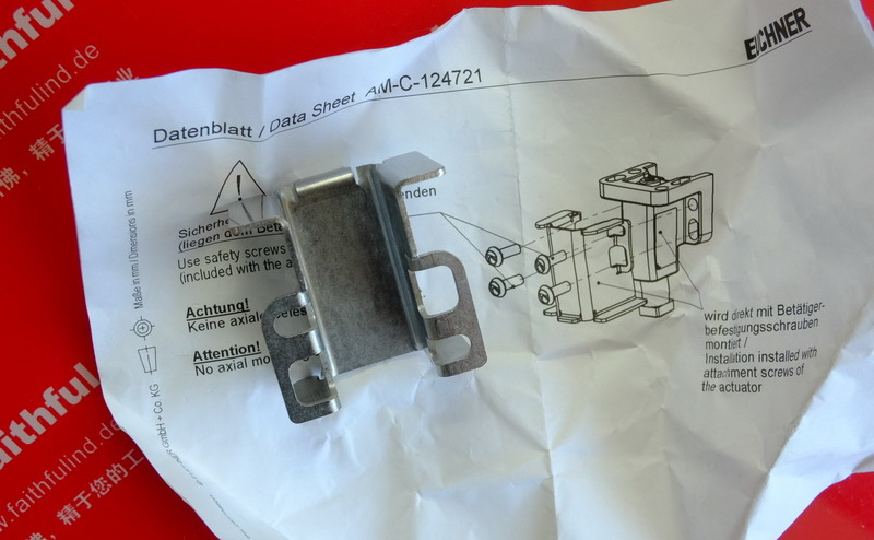 Euchner 124721 EUCHNER Cover AM-C-124721 for CET Trigger Block