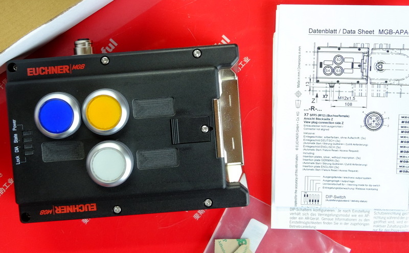 Euchner 110545 EUCHNER locking module MGB-L2-APA-AA6A1-S3-L-110545, electromagnetic locking, equipped with 3 buttons, including label carrier, M12 plug for authorization switch