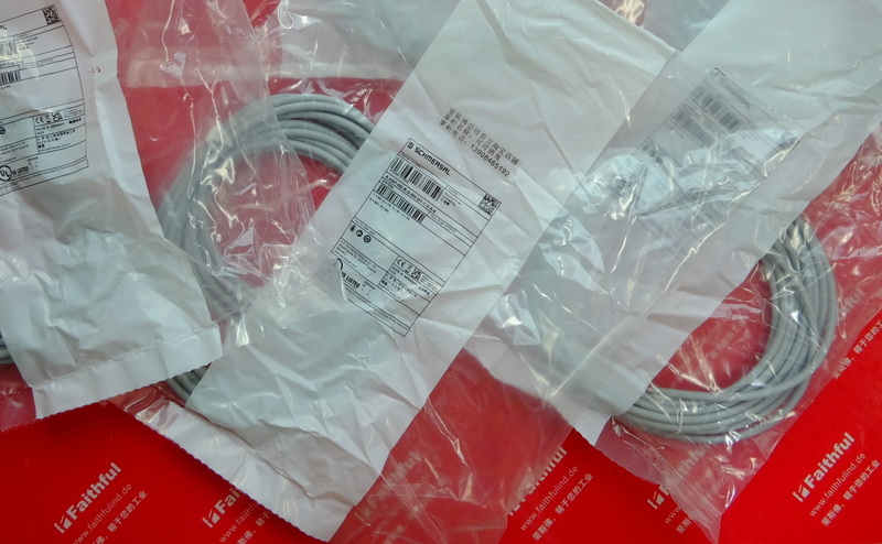 Schmersal 101206011 SCHMERSAL pre-routed cable A- K6P-M8-R-G-5M-GY-1-X-A-4