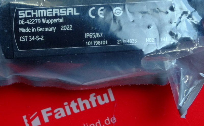 Schmersal 101196101 SCHMERSAL actuator CST 34-S-2