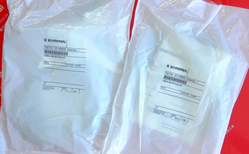 Schmersal 101169560 SCHMERSAL Electronic Safety Sensor CSS 8-180-2P D-M-LST