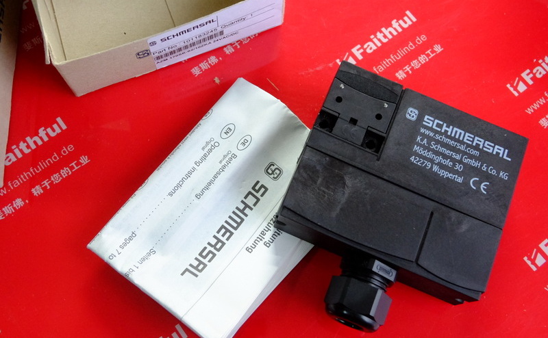 Schmersal 101183245 SCHMERSAL electromagnetic safety lock AZM 170SK-02/10ZKA 24VAC/DC