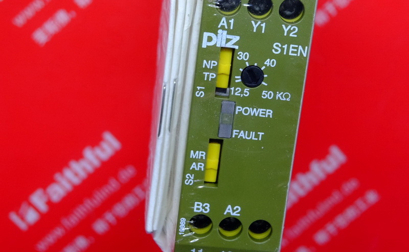 pilz 884100 PILZ New Safety Relay Module S1EN 50KOhm 24-240VAC/DC