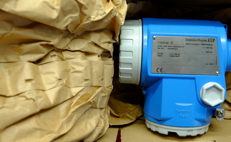E H FMI51-A1BGGJA5A1A ENDRESS HAUSER capacitance level gauge Endress Hauser L = 2000mm FEI50H