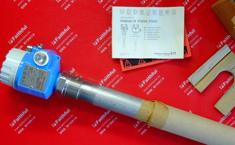 E H FTM51-DGG2L2A37AA ENDRESS HAUSER tuning fork limit switch Endress Hauser L = 380mm FEM52