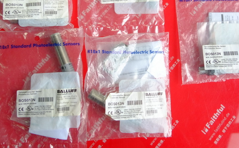 Balluff BOS013N BALLUFF Specular Reflective Sensor BOS 18M-PA-LR10-S4S