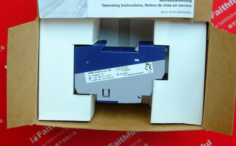 JUMO 00438731 JUMO Digital Thermostat 701050/821-02 eTRON T