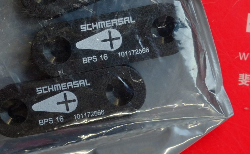 Schmersal 101172566 SCHMERSAL new safety switch BPS 16 BPS16 actuator