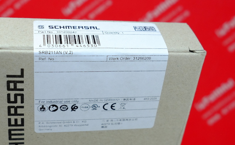 Schmersal 101209242 SCHMERSAL New Safety Relay SRB211AN-24- (V.2)