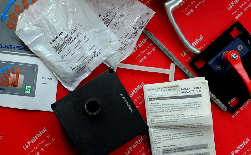 Schmersal 101186144 SCHMERSAL safety switch AZ/AZM 200-B30-RTAG1P20