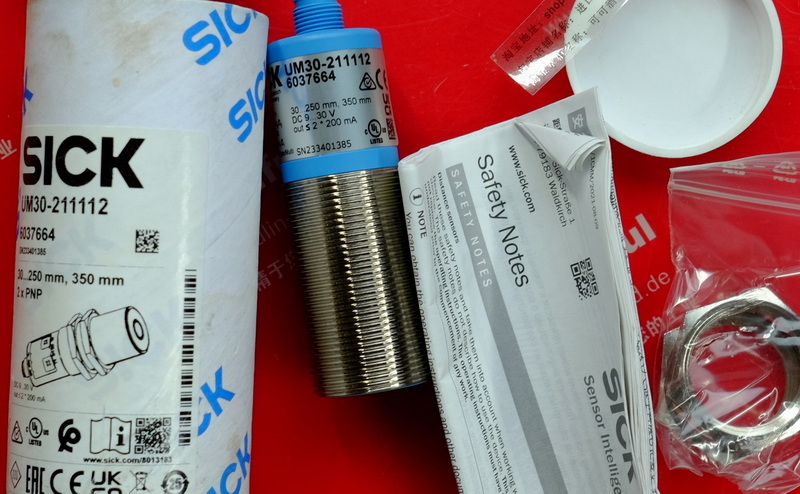 Sick UM30-211112 SICK new ultrasonic sensor 6037664